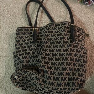 Michael kors purse